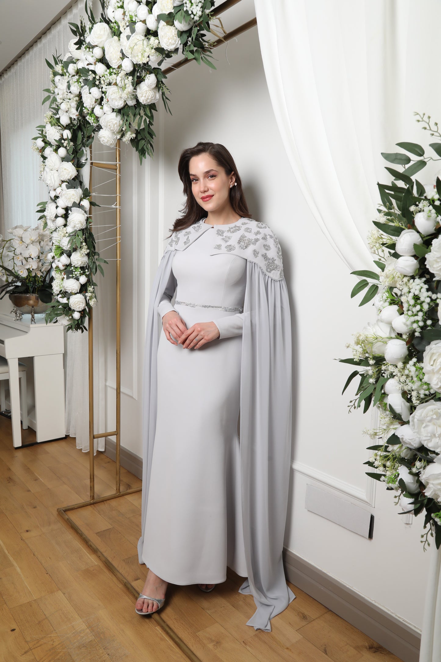 Aleyra Dress (Kiralık)
