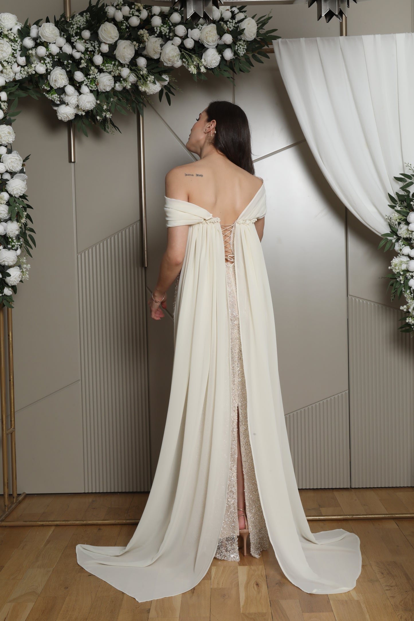 Miyra Dress (Kiralık)